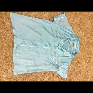 Australian Designer Peter Alexander silk pyjamas